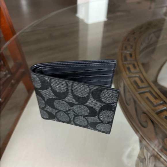 🖤🩶COACH SIGNATURE CANVAS/LEATHER CHARCOAL/BLACK ID BILLFOLD MENS WALLET!🖤🩶 - Picture 4 of 5